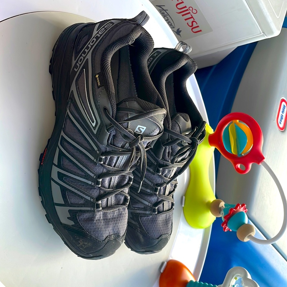 SALOMON SIZE 11